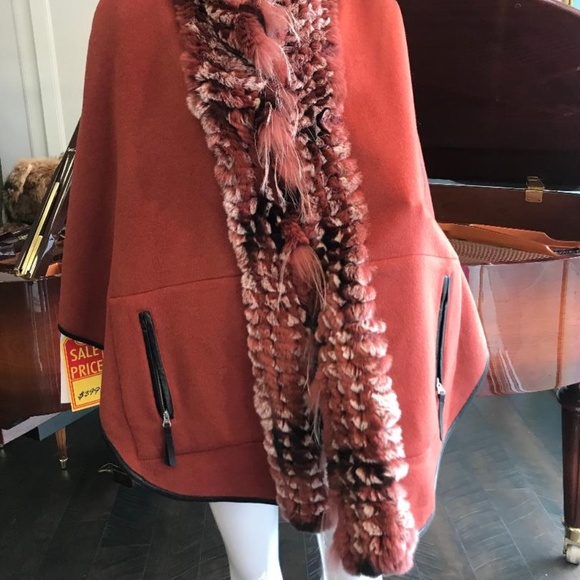 Rust and Sand Reversible Blend Cape